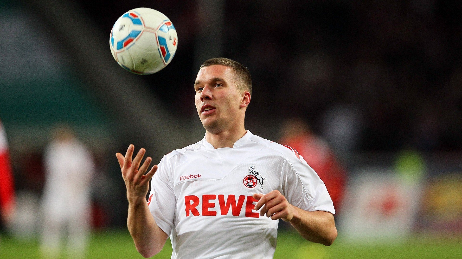 德甲攻防体验：速度与力量大比拼！，德甲跑动距离排名